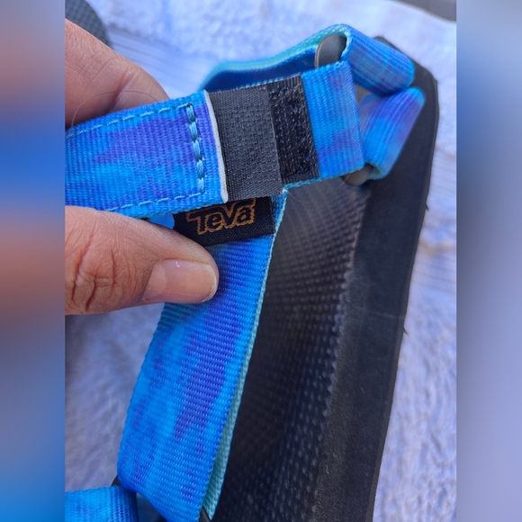 Teva Blue Sandals - Picture 4 of 5